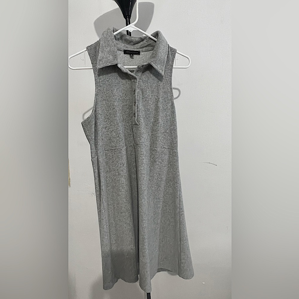 Multi-use grey dress, Kendall & Kylie